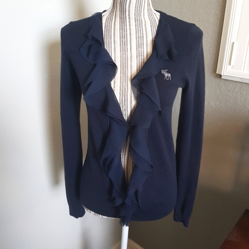 Abercrombie&Fitch navy ruffle open light cardigan